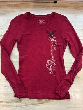 American Eagle Outfitters Red Long Sleeve Graphic Tee (Small/Petite)